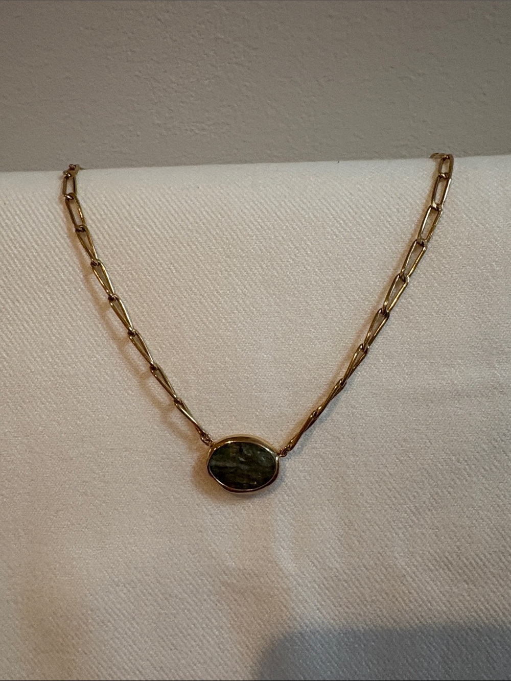 Gold Link Necklace with Dark Green Oval Stone Pendant